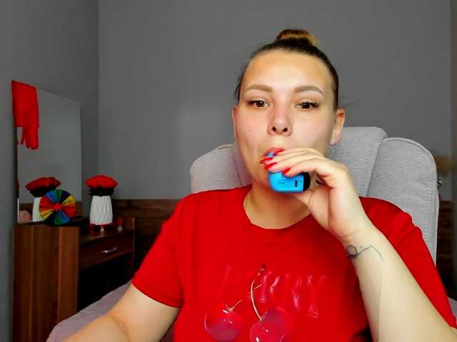 le modèle PolnuiFarsh est en webcam porno dans un show sur le site bongacams, il possède les tags suivants: White/Caucasian,Brunette,Shaved