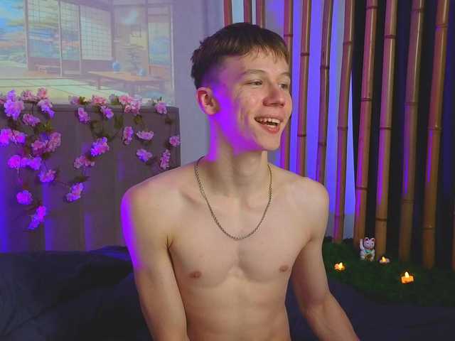 Cumte-boy live cam