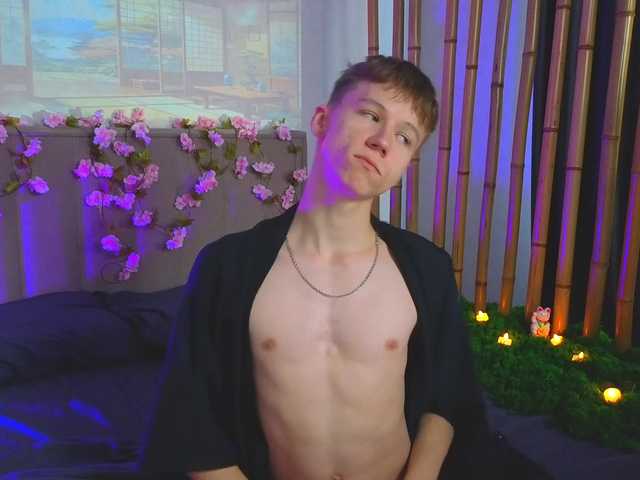 Cumte-boy live cam