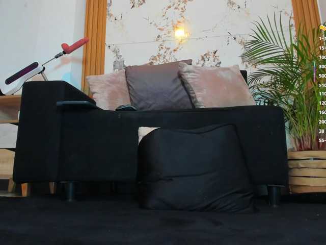 MontserratMarie live cam on BongaCams