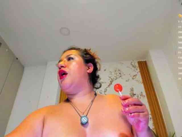 MontserratMarie webcam