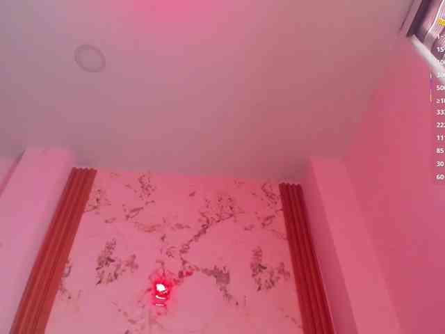 MontserratMarie webcam
