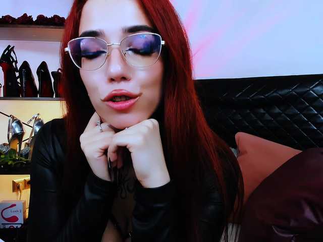 PollyStar live cam preview