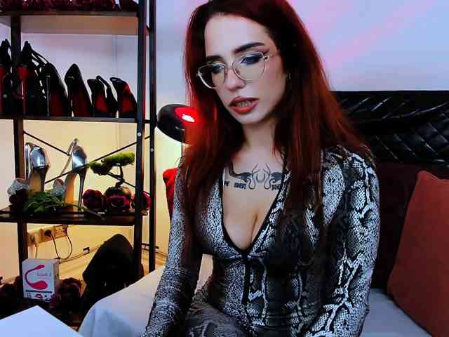 Model: PollyStar