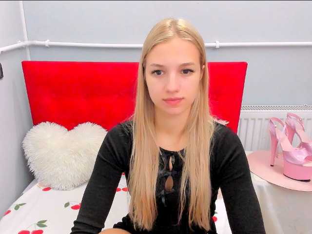 EvetteBeauty live cam on BongaCams