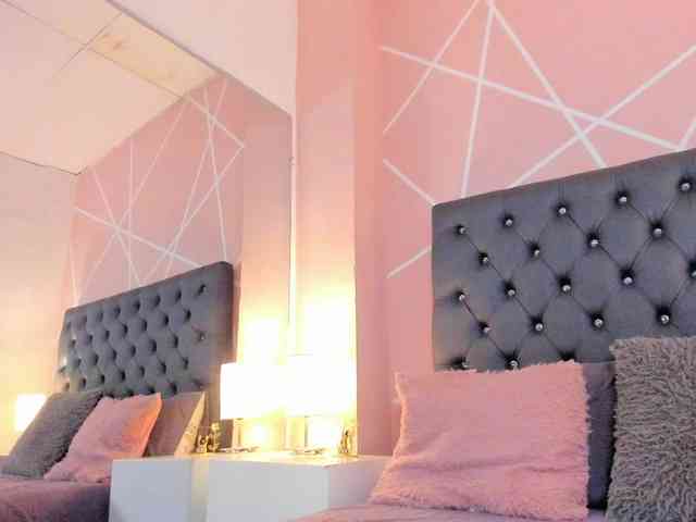 Rosalinda-77 webcam