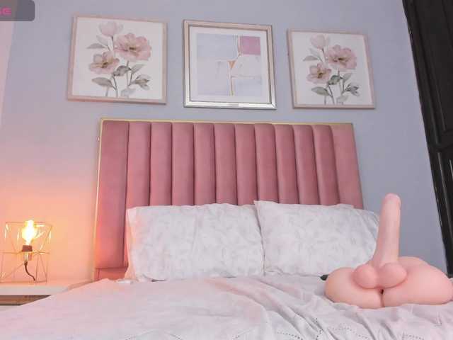 MarianaScott's BongaCams show and profile