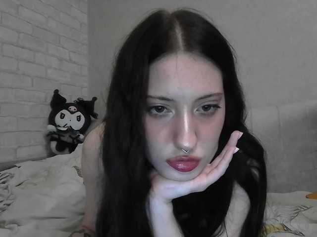 Zazochkaa live cam on BongaCams