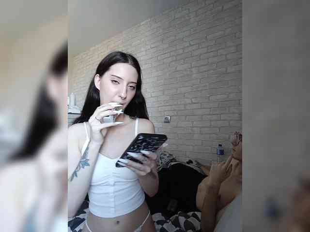 Zazochkaa Live Webcam on BongaCams