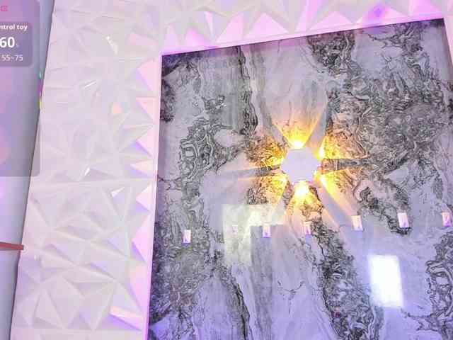 Celestebloom04 webcam