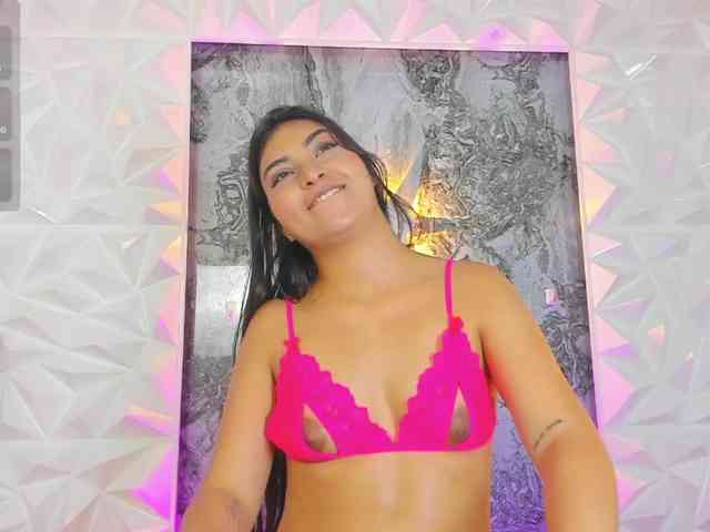 Celestebloom04 webcam