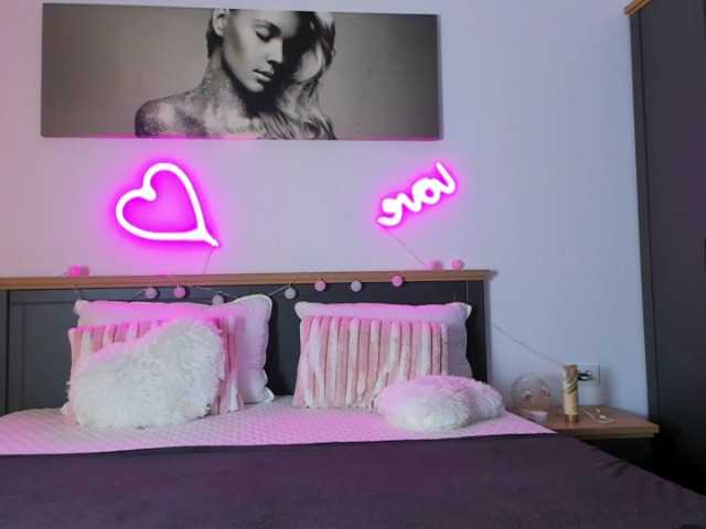 babybluesin live cam on BongaCams