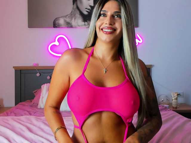 babybluesin live webcam show