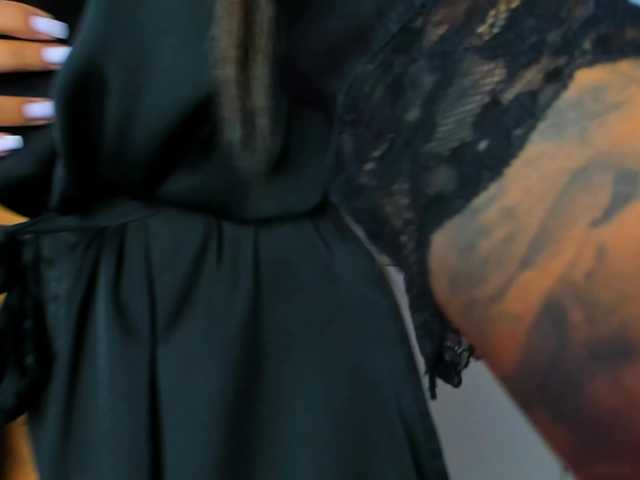 babybluesin live cam on BongaCams