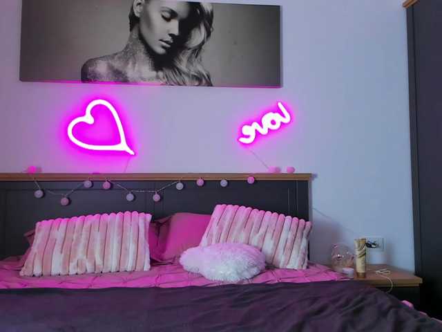 babybluesin live cam on BongaCams