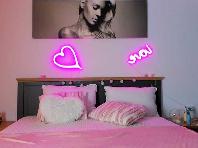 babybluesin live cam on BongaCams