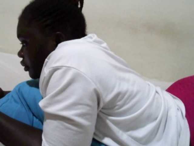 Mellanin live cam