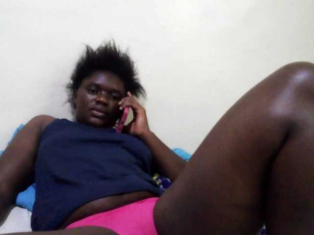 Mellanin live cam on BongaCams