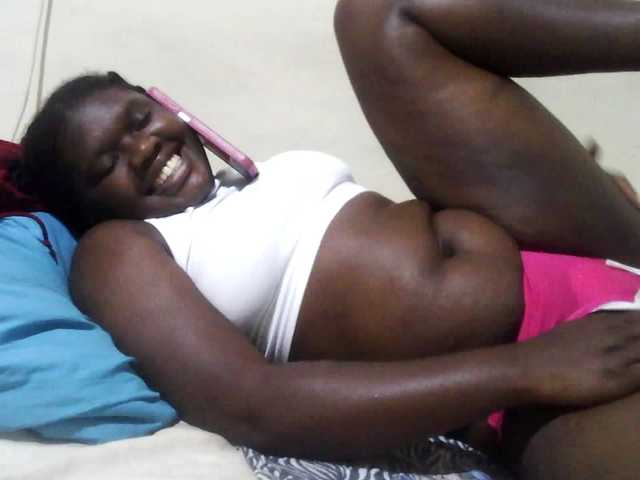Mellanin live cam on BongaCams
