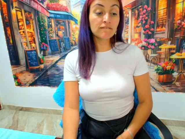 KarolLove67 webcam