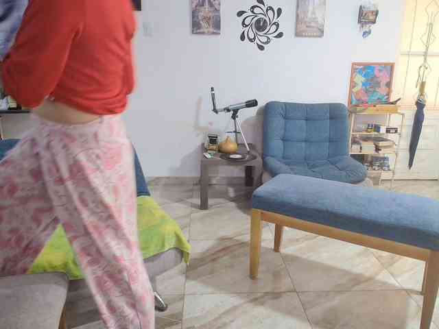 KarolLove67 webcam