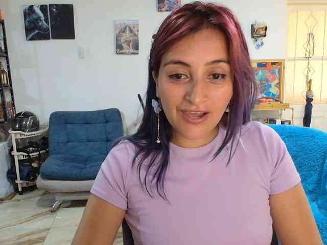 KarolLove67 webcam