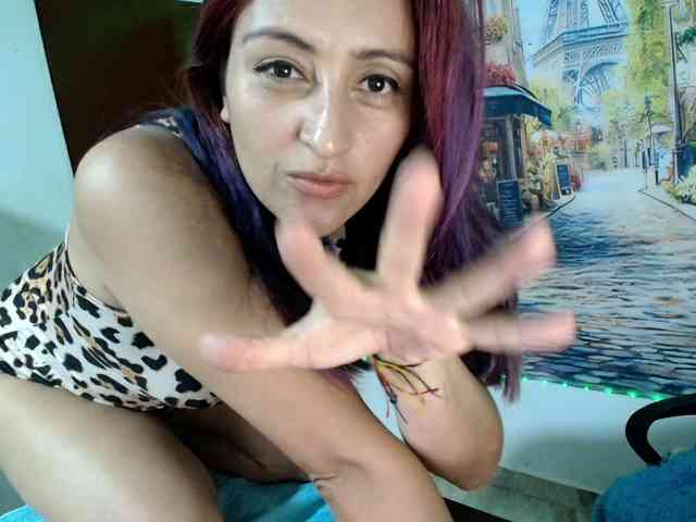 KarolLove67 webcam