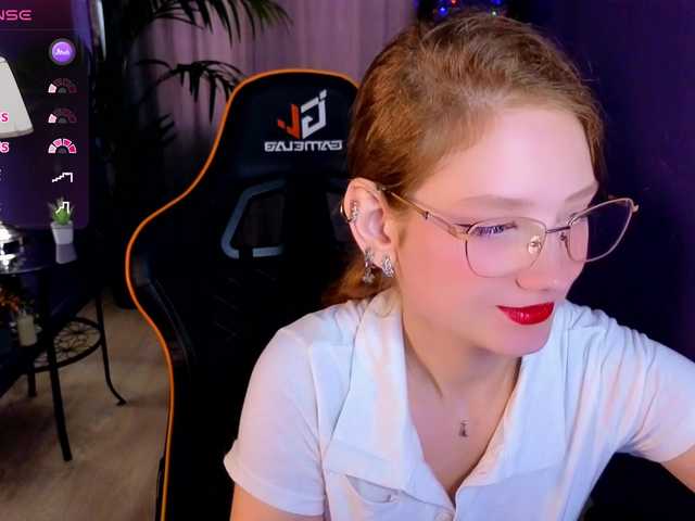 Your-lilith live cam on BongaCams