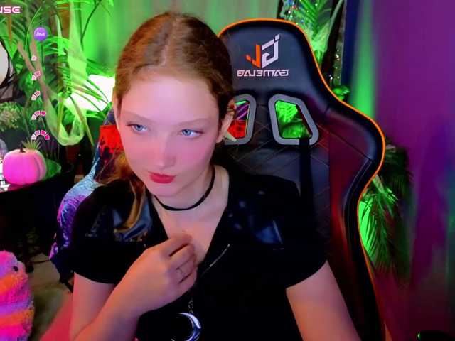 Your-lilith live cam on BongaCams