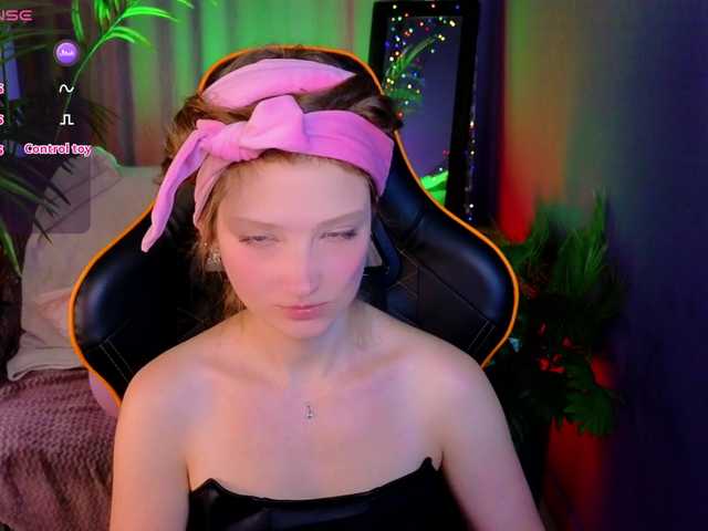 Your-lilith live cam on BongaCams