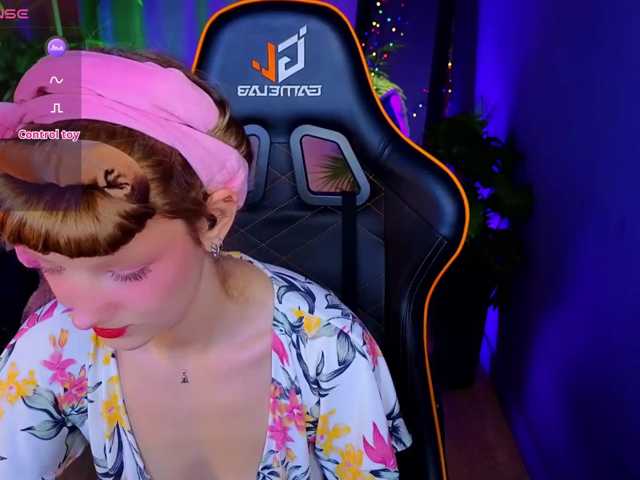 Your-lilith live cam on BongaCams