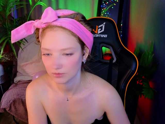 Your-lilith live cam preview