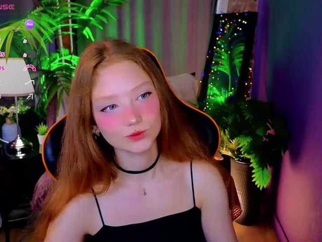 Your-lilith, en directo ahora en BongaCams