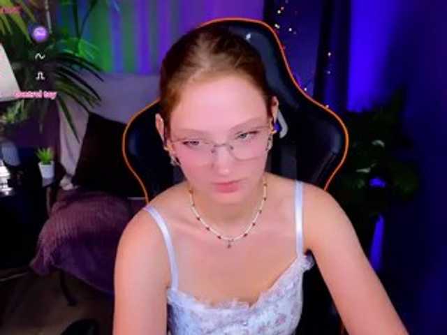 Your-lilith live cam on BongaCams