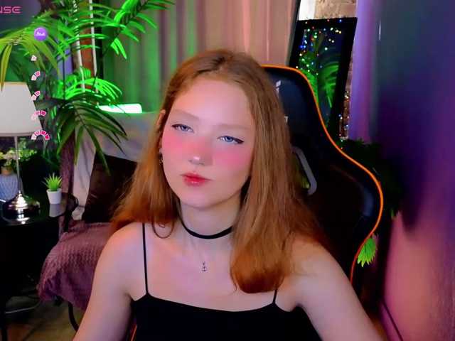Your-lilith, en directo ahora en BongaCams