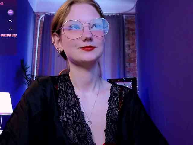 Your-lilith webcam