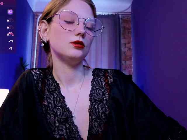 Your-lilith webcam