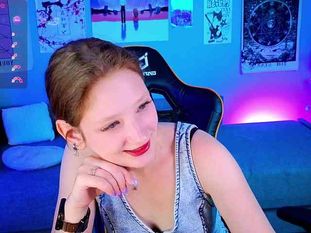 Your-lilith webcam