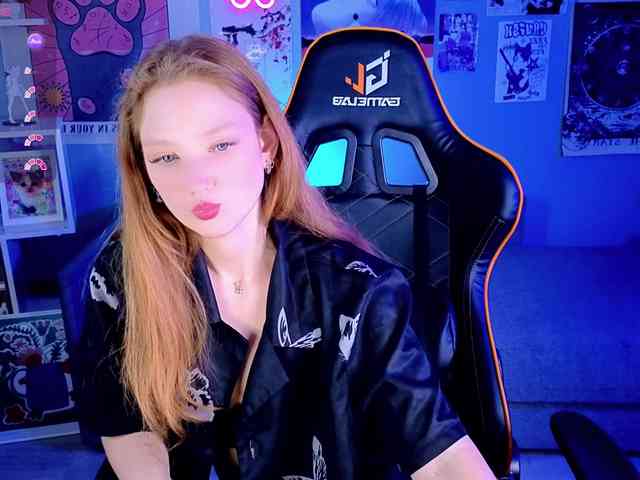 Your-lilith webcam