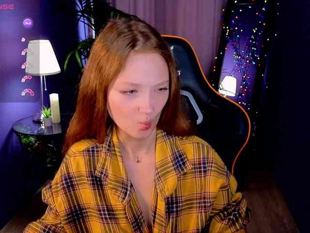 Your-lilith webcam