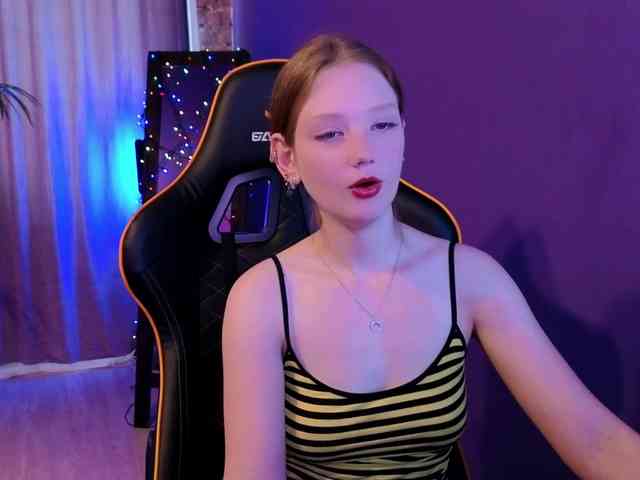 Your-lilith webcam