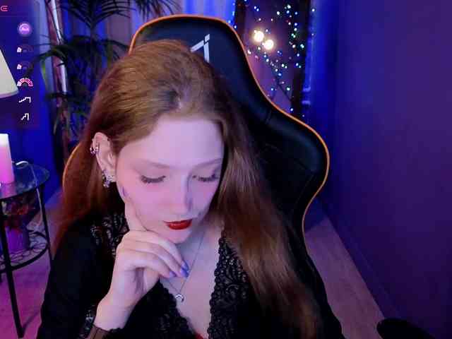 Your-lilith webcam