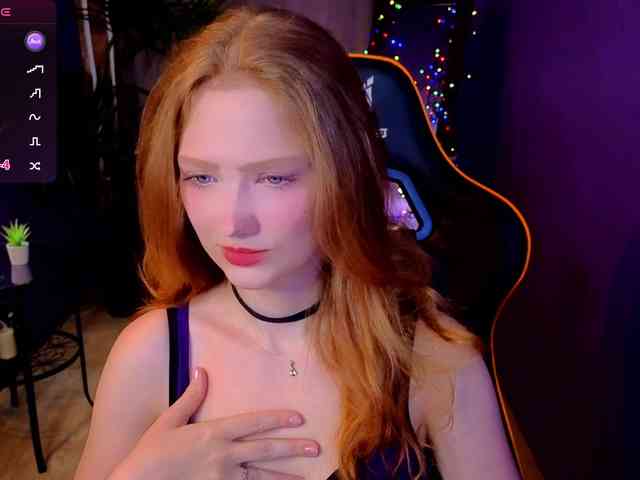 Your-lilith webcam