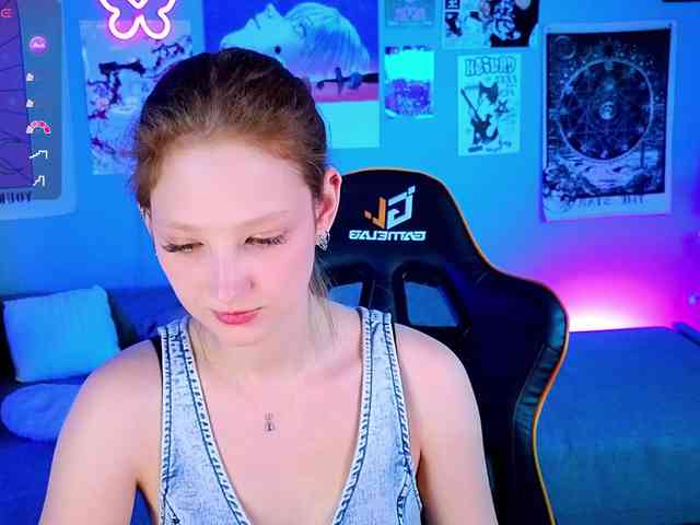 Your-lilith webcam