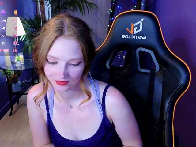 Your-lilith webcam