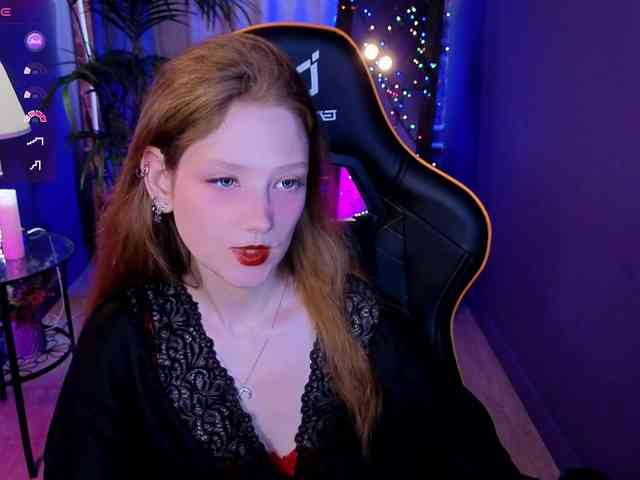 Your-lilith webcam