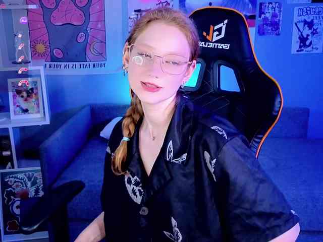 Your-lilith webcam