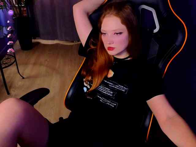 Your-lilith webcam