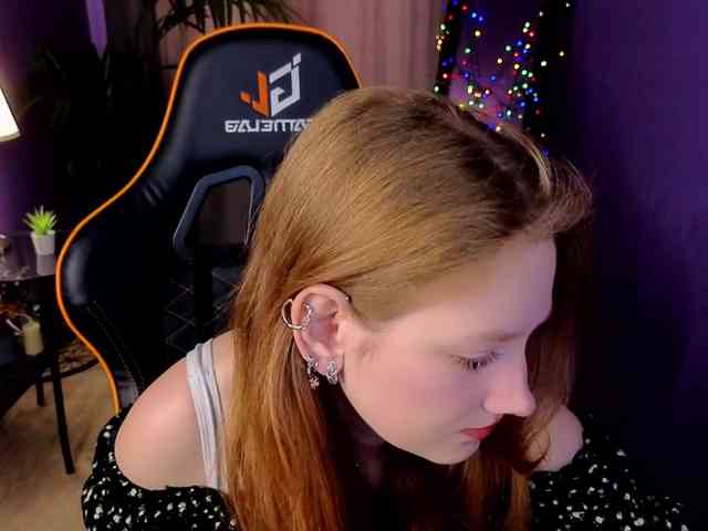 Your-lilith webcam