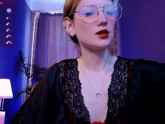 Your-lilith webcam